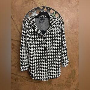 Frank Lyman Design Black & White Houndstooth Hooded Button-Front Jacket